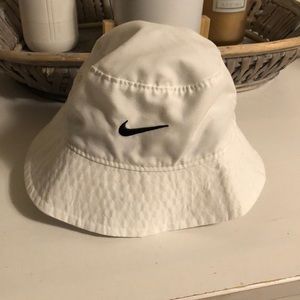 Nike Infant Bucket Hat